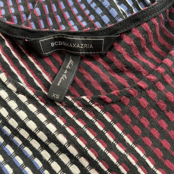 BCBGMaxazria Sleeveless Peplum Pattern Top Blue and Red Size Xsmall XS - Picture 3 of 5